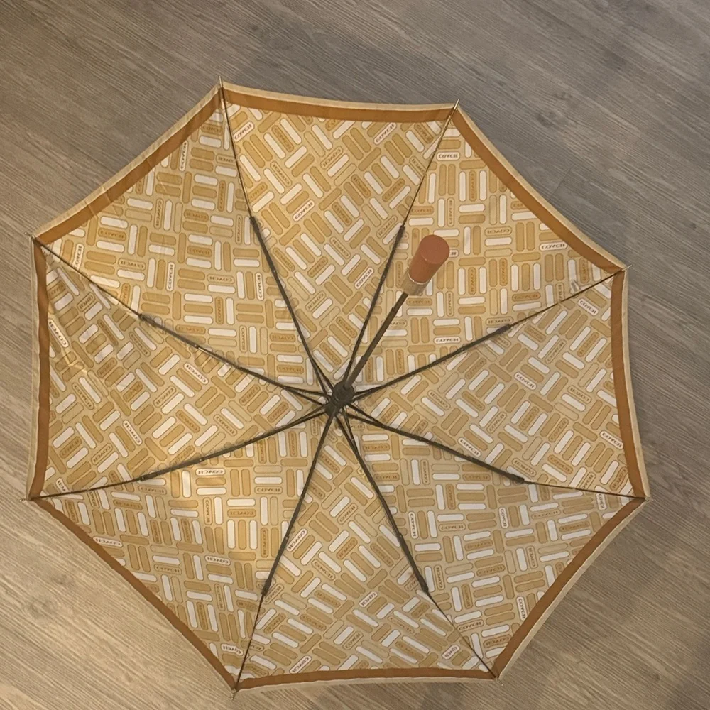 Coach Patterned Tan Umbrella